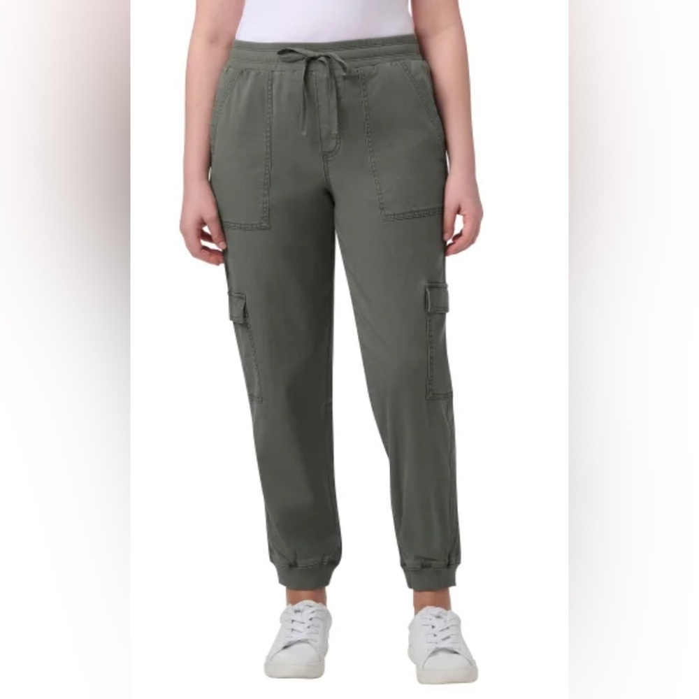 ✨ NWT Splendid Women’s Cargo Joggers – Olive Green